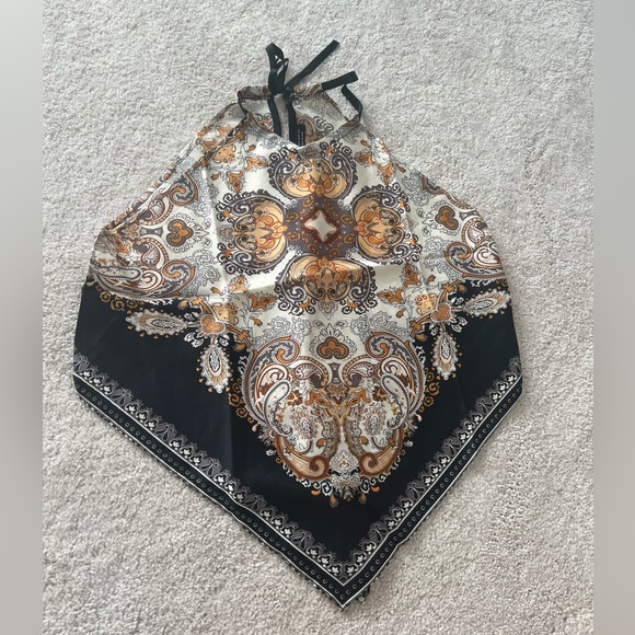 SHEIN Paisley Print Halter Neck Keyhole Back Top In Size M - Picture 2 of 5